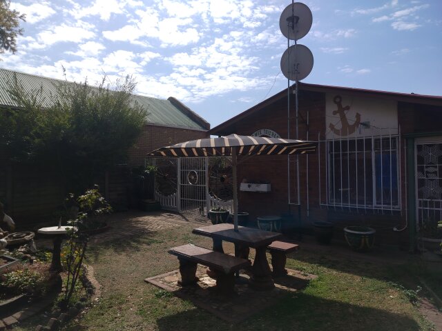 <!--[if BLOCK]><![endif]--> Property sold in Vanderbijl Park CE 2 <!--[if ENDBLOCK]><![endif]-->